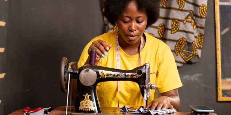 Sewing and Alteration Services – Breathe New Life into People’s Wardrobes